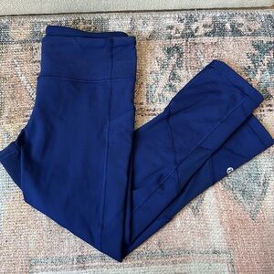 LIKE NEW! Lululemon crop leggings